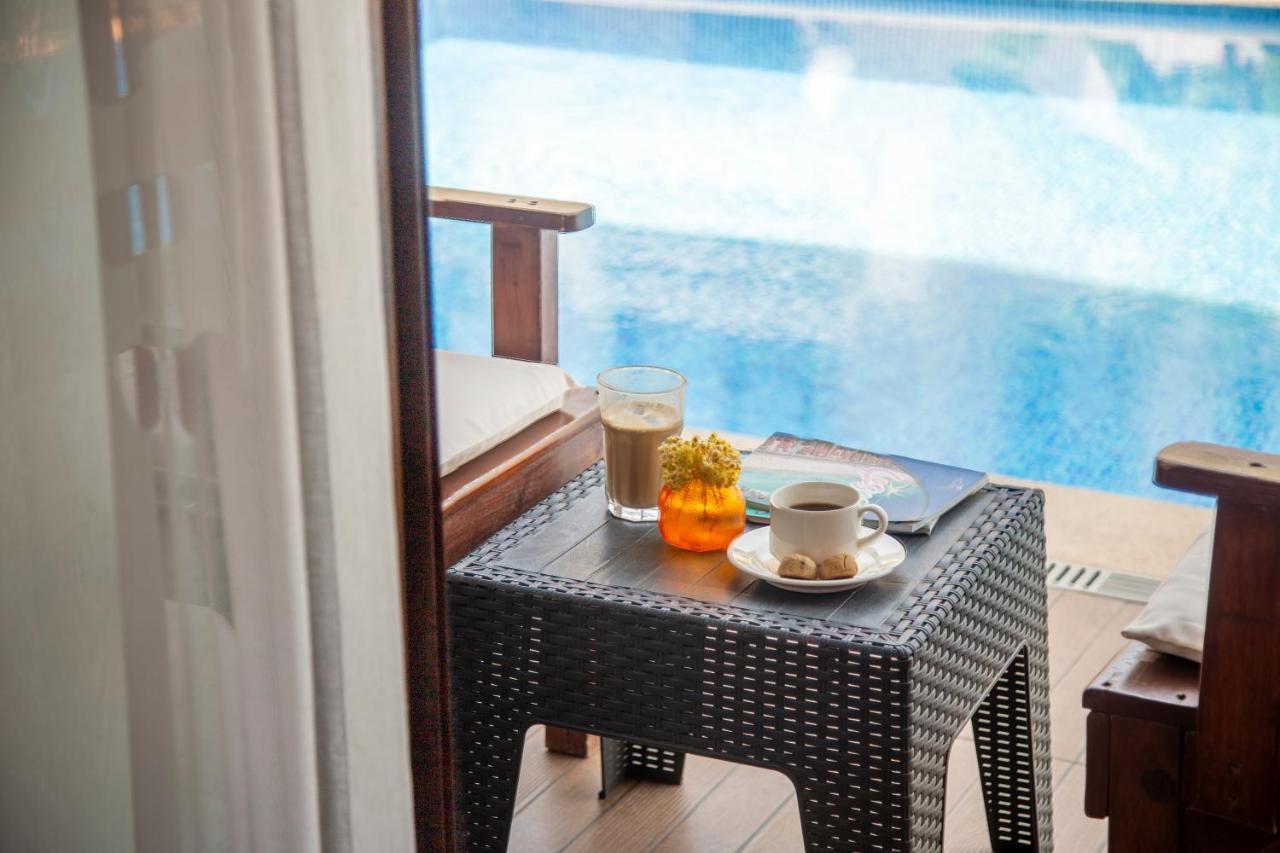 Cesmekes Otel Εξωτερικό φωτογραφία