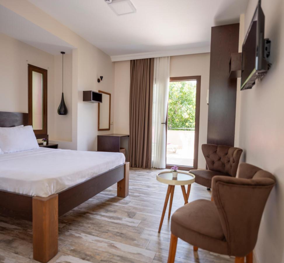 Cesmekes Otel Εξωτερικό φωτογραφία
