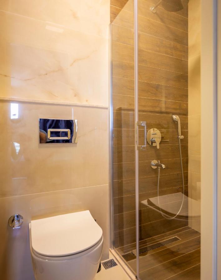 Cesmekes Otel Εξωτερικό φωτογραφία