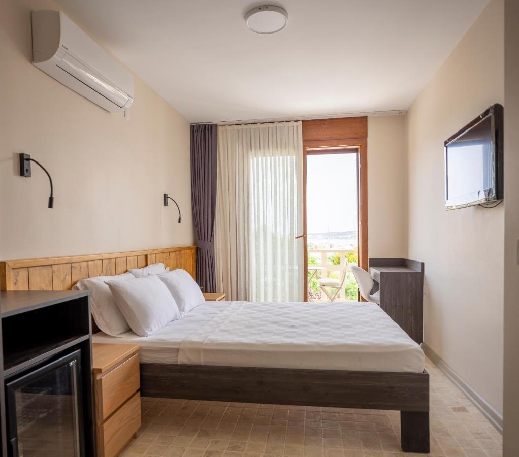 Cesmekes Otel Εξωτερικό φωτογραφία