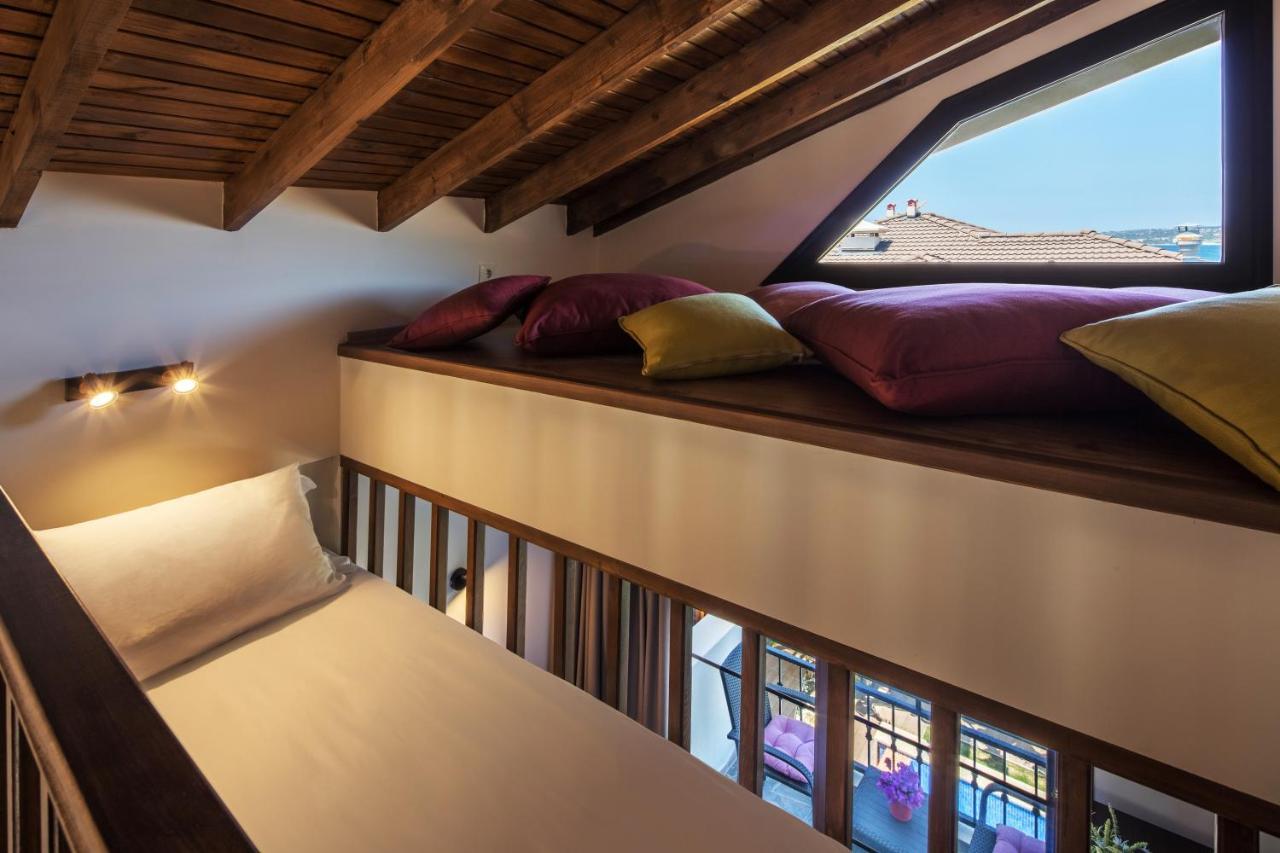 Cesmekes Otel Εξωτερικό φωτογραφία